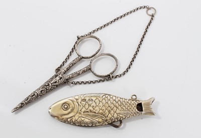 Lot 176 - Novelty silver penknife in the form of a fish and pair silver sewing scissors