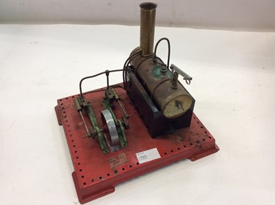 Lot 1529 - Mamod Stationary Steam Engine and a quantity of railway 00 gauge locomotive carriages, wagons and accessories