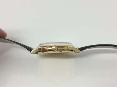 Lot 407 - 1960s gentlemens Omega 18ct gold Constellation wristwatch on omega black leather strap