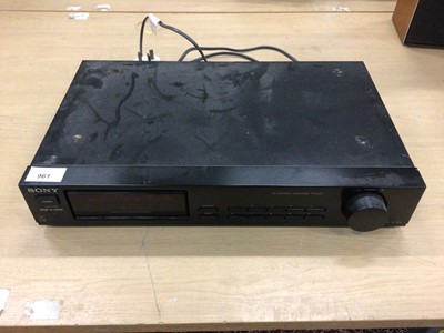 Lot 961 - Sony FM Stereo / FM-AM Tuner ST-S110