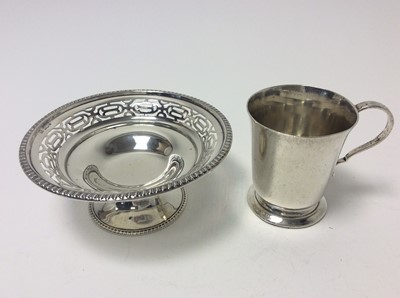 Lot 162 - George V silver bonbon dish with pierced decoration and gadrooned border, raised on pedestal foot, (Sheffield 1920