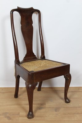 Lot 706 - Queen Anne walnut side chair