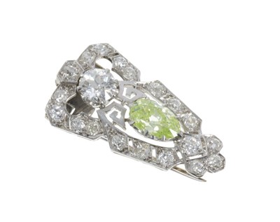 Lot 458 - Fine Art Deco Diamond dress clip retailed by Collingwood