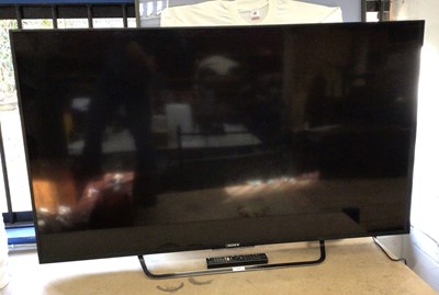 Lot 208 - Sony T.V.