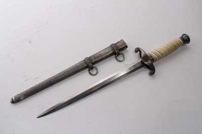 Lot 900 - Nazi Wehrmacht 1935 pattern officers' dress dagger with silver plated pommel and crossguard, cream plastic grip, plain blade, by Puma Solingen, also stamped J.G. Merz, in scabbard