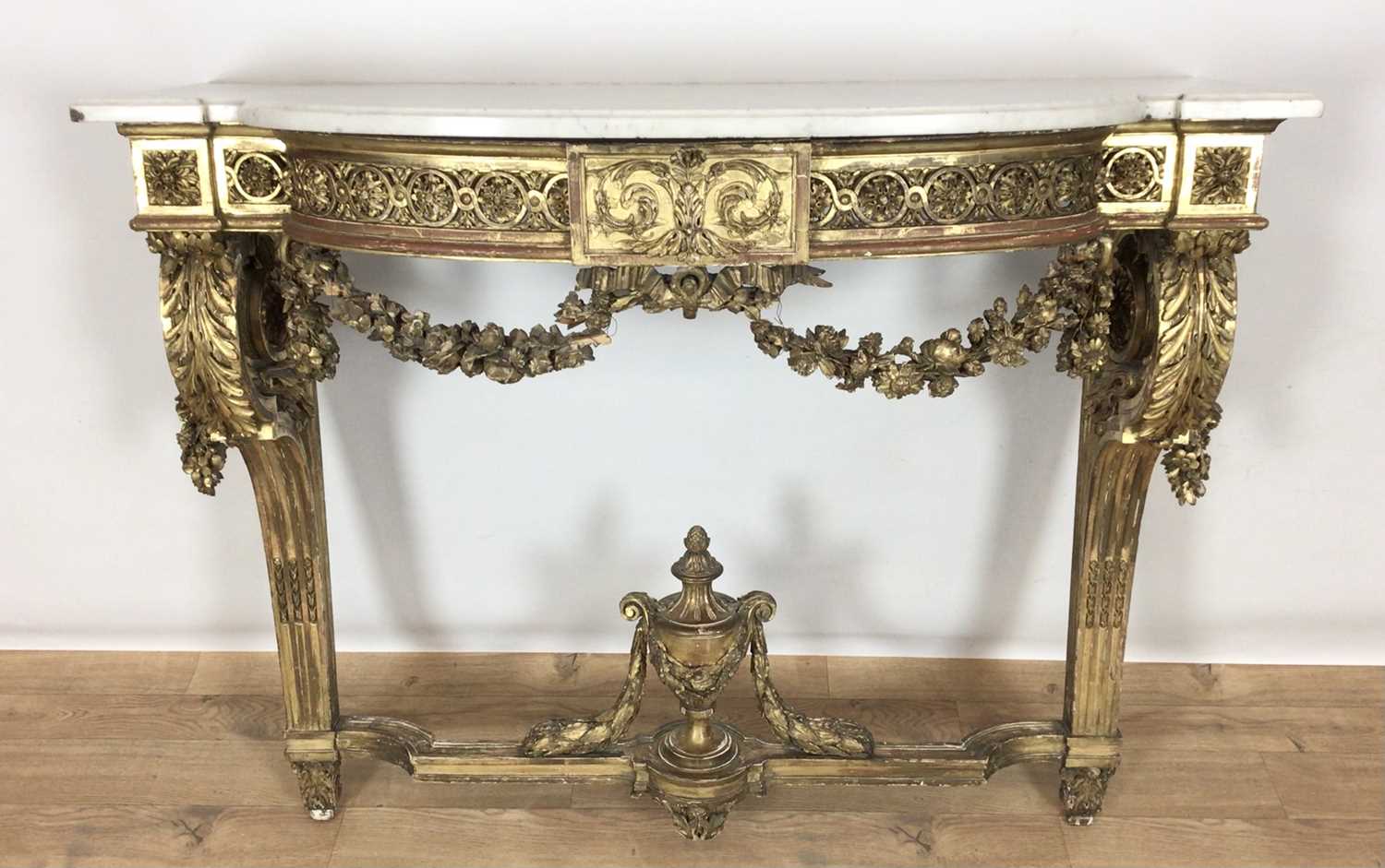 Lot 776 - 19th century marble topped carved gilt console table
