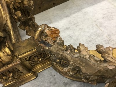 Lot 776 - 19th century marble topped carved gilt console table