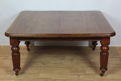 Lot 731 - Victorian mahogany extending dining table