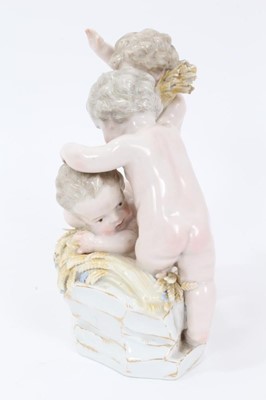 Lot 189 - Meissen group of three putti, c.1860-80