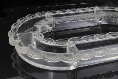 Lot 129 - Six piece Lalique glass table centre