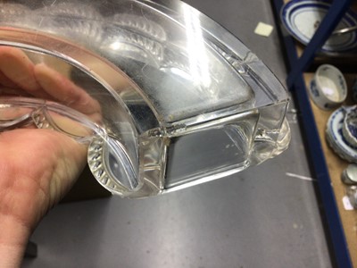 Lot 129 - Six piece Lalique glass table centre