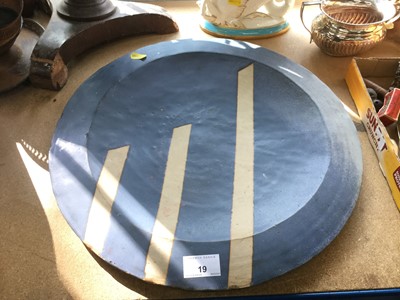 Lot 19 - Large Studio pottery charger with white flashes on a blue ground