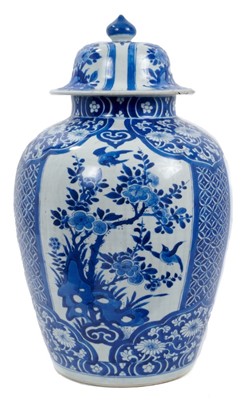 Lot 130 - Large Chinese blue and white vase and cover