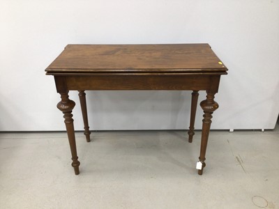 Lot 79 - 19th century walnut tea table