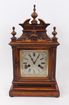 Lot 608 - Late 19th century German mantel clock