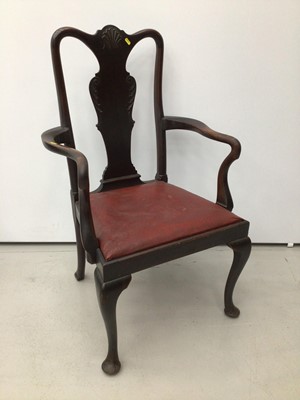 Lot 24 - George I style mahogany open elbow chair