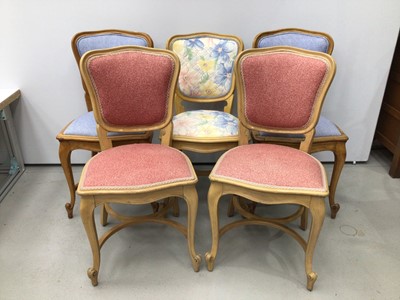Lot 122 - Set of five birch kitchen chairs, with pad upholstered back and sets on cabriole legs