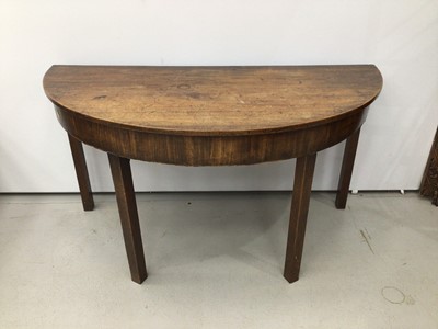 Lot 89 - Georgian mahogany D-end table