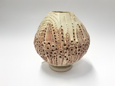 Lot 208 - Bernard Rooke pottery lamp
