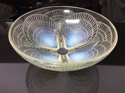 Lot 236 - Good quality 1930's Lalique opalescent Coquille pattern glass bowl, signed R Lalique France, 24cm diameter