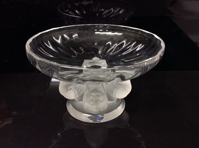 Lot 237 - Lalique Crystal Coupe Nogent pedestal shallow bowl decorated with four wrens, signed Lalique France to base, 14cm diameter