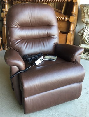 Lot 8 - Sherborne fully motorised recliner chair