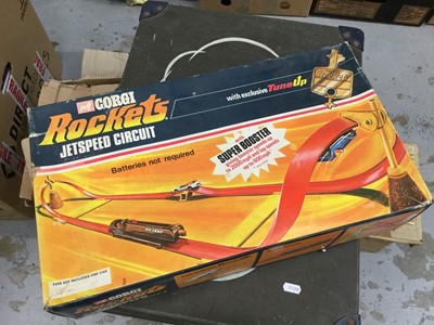 Lot 103 - Corgi Rockets Jetspeed Circuit track together with an other cardboard laundry case (2)