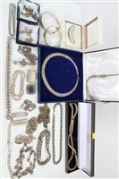 Lot 3396 - Collection of silver and white metal jewellery...