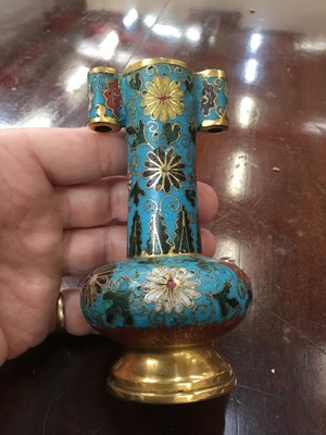 Lot 870 - Rare Chinese Ming Dynasty cloisonné enamel arrow vase, 15th / 16th century
