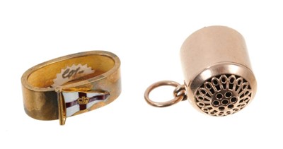 Lot 464 - Early 20th century gold and enamel whistle with polychrome enamel Royal Yacht Squadron burgee, together with a matching scarf ring