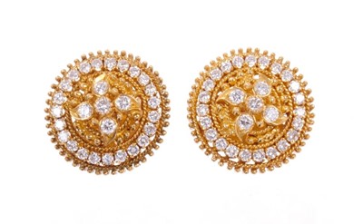 Lot 485 - Pair of good quality 18ct gold and diamond target shape earrings, the round gold plaque applied with brilliant cut diamonds in gold rope twist and beaded setting. Estimated total diamond weight app...