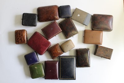 Lot 535 - Collection of 18 antique and vintage jewellery boxes for earrings