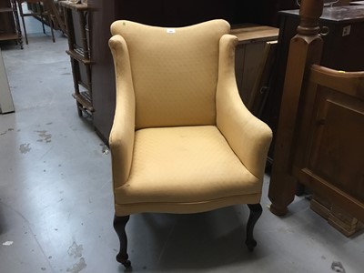 Lot 864 - Edwardian tub chair on cabriole legs