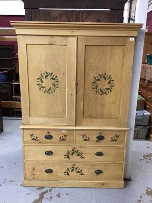 Lot 867 - Victorian pine line press
