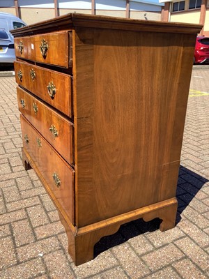 Lot 140 - Early 18th century walnut crossbanded chest of drawers