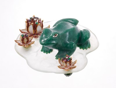 Lot 613 - David Balogh - gold and multi-gem novelty paperweight in the form of a frog on a lily pad
