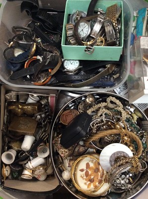 Lot 653 - Quantity various wristwatches, costume jewellery and other items