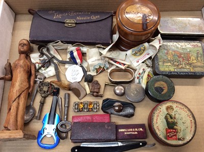 Lot 480 - Group of mixed items to include Mauchlin ware, silver tops, clock keys and other items