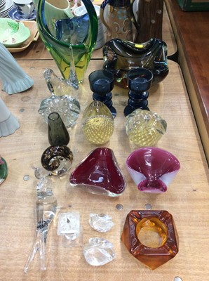 Lot 461 - Group art glass and coloured glassware including paperweights