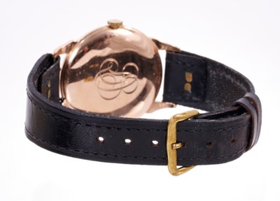 Lot 705 - 1950s gentlemen’s Longines gold wristwatch