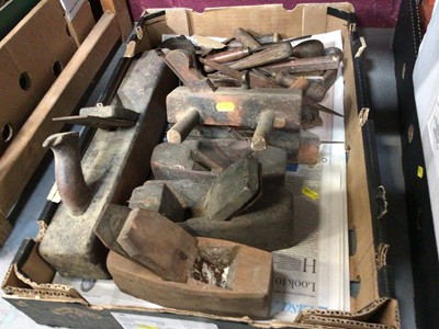 Lot 554 - Group of old wood planes and vintage hand tools