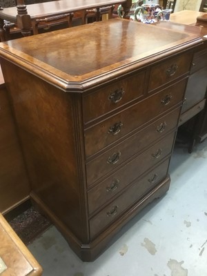 Lot 960 - Good quality burr elm veneered television cabinet