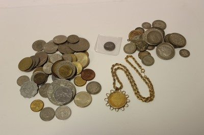 Lot 522 - World - Mixed coins to include G.B. George III Gold Guinea 1793