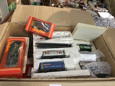 Lot 488 - Collection of OO gauge trains and accessories