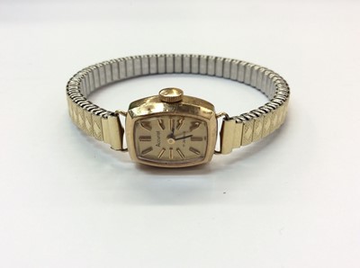 Lot 668 - Accurist 9ct gold cased wristwatch on expandable plated bracelet