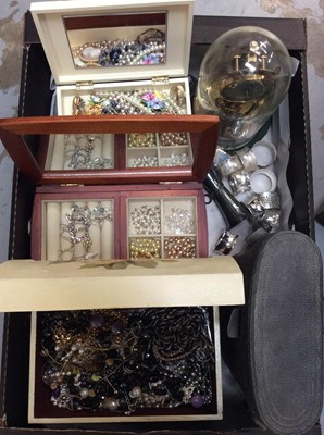 Lot 681 - Three jewellery boxes containing costume jewellery and bijouterie, plus an anniversary clock, pair binoculars and napkin rings