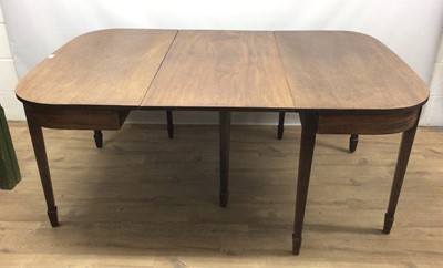 Lot 1431 - Early 19th century mahogany extending dining table