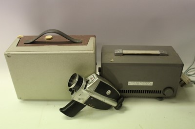 Lot 2689 - Two cine cameras and other related items