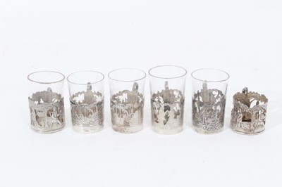 Lot 320 - Set of six 19th century Dutch silver shot/tot glass holders, and five glasses.