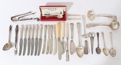 Lot 316 - Selection of miscellaneous silver